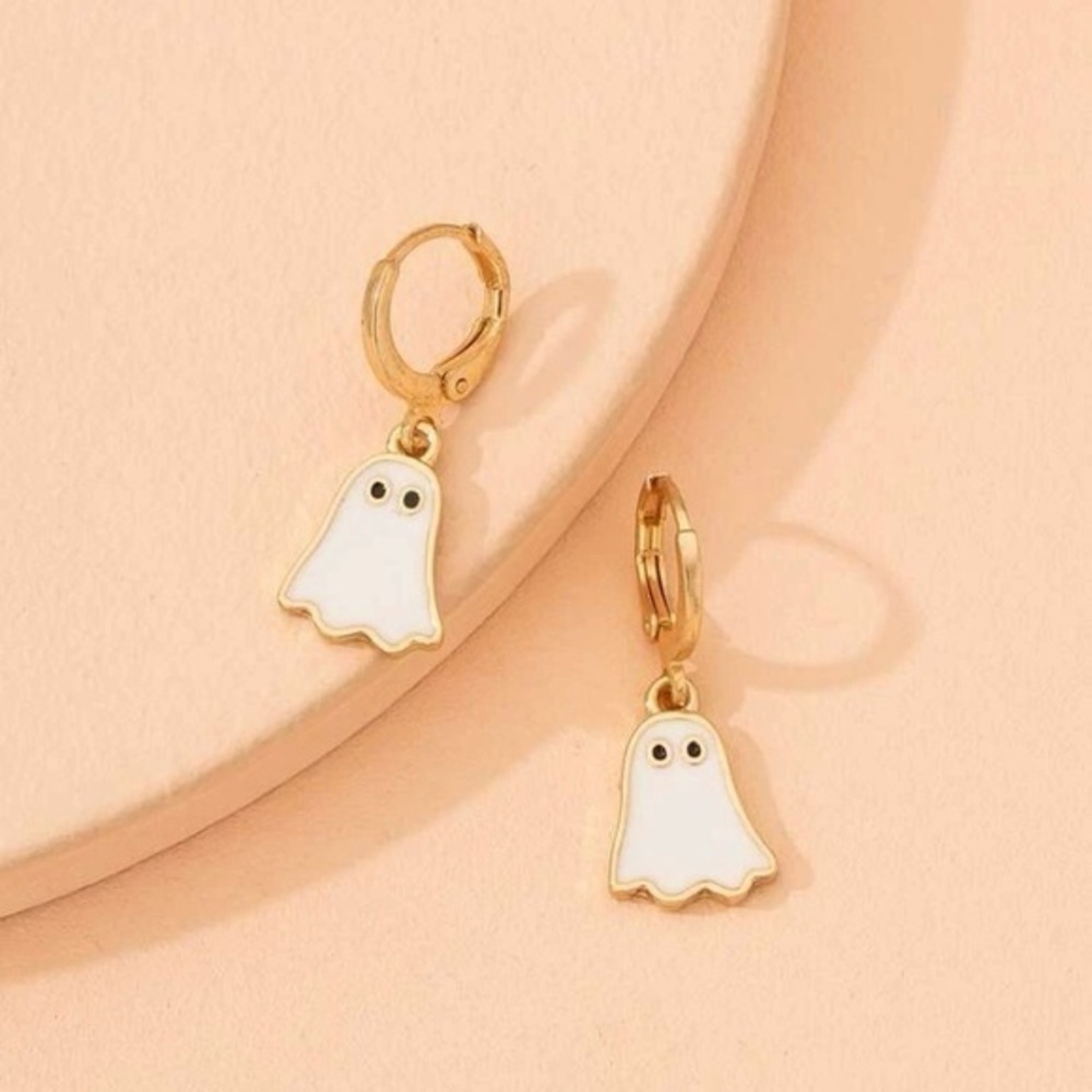 ghost charm earrings 👻